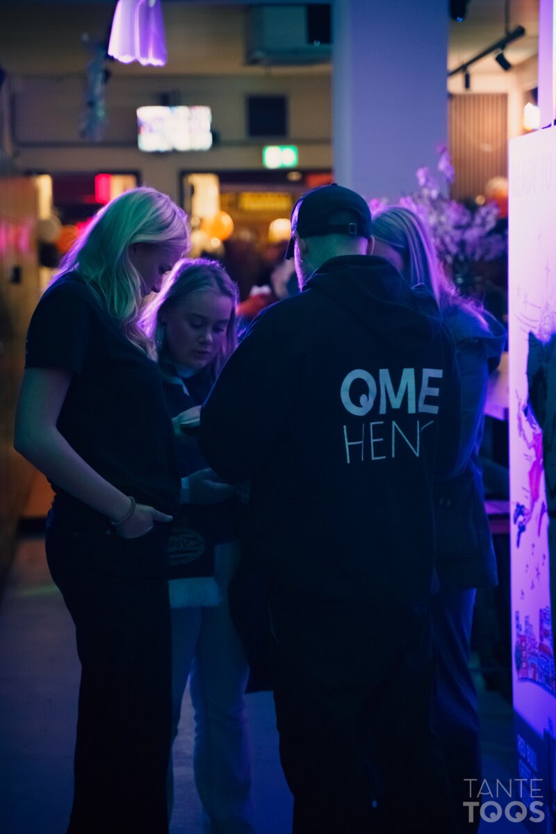 Tante Toos team aan het werk